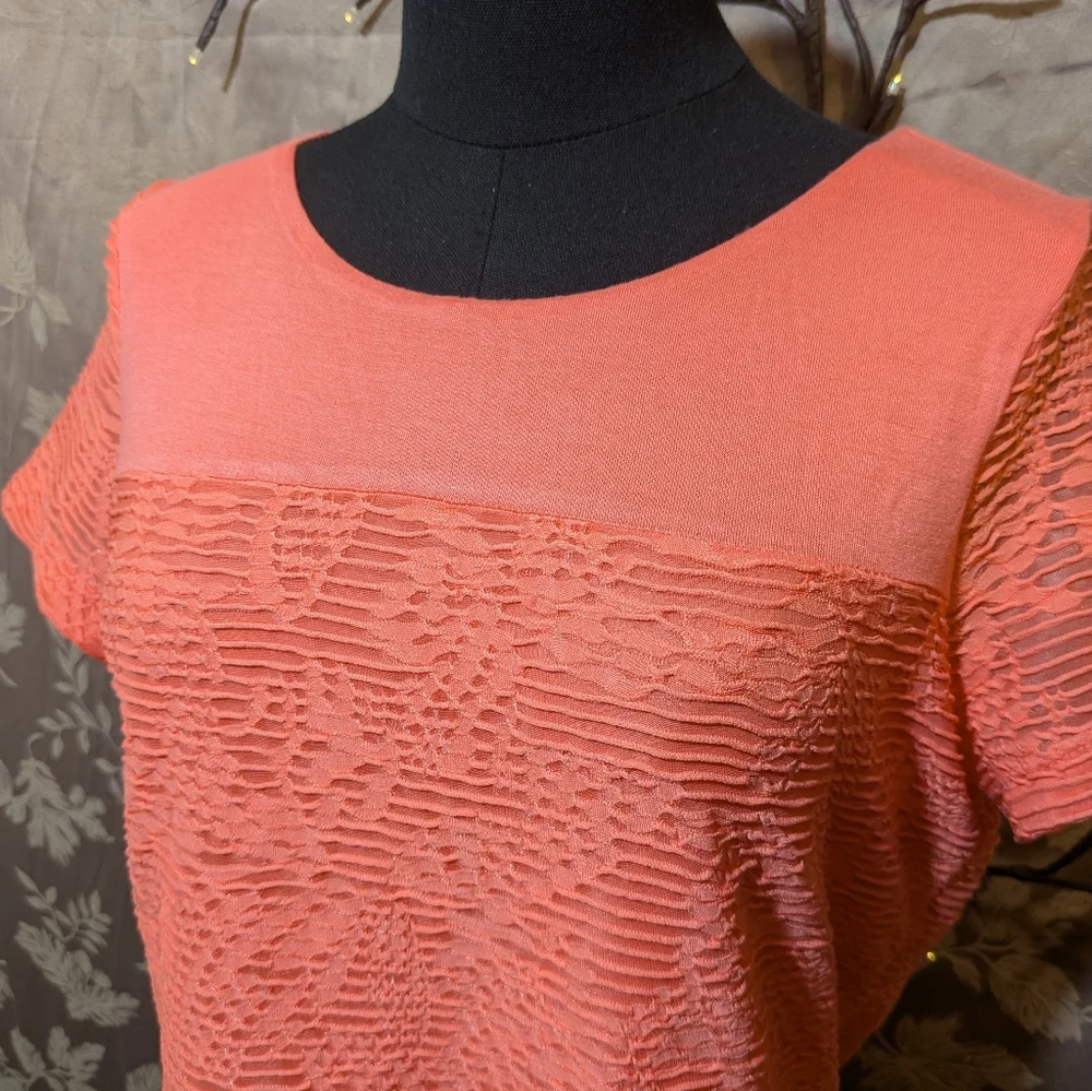 Calvin Klein Porcelain Rose Textured Lined Top, Size M, NWT!